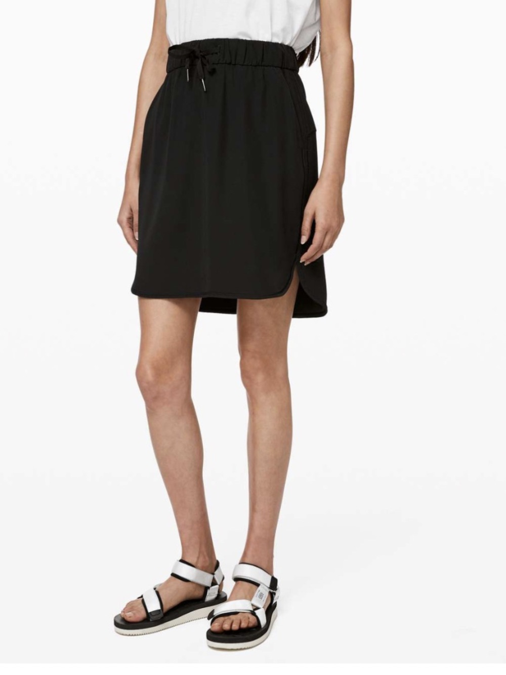 lululemon On The Fly Skirt *Woven
Black size 8